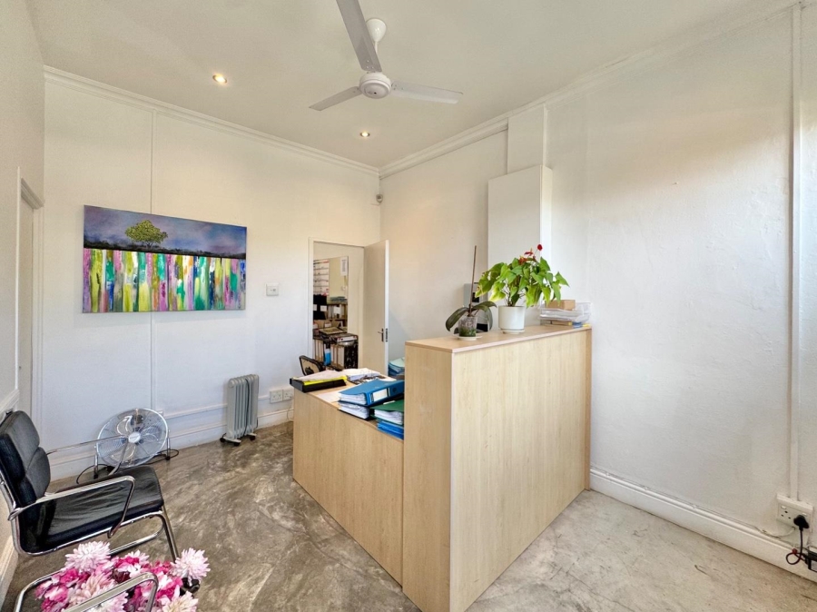 3 Bedroom Property for Sale in Woodstock Western Cape